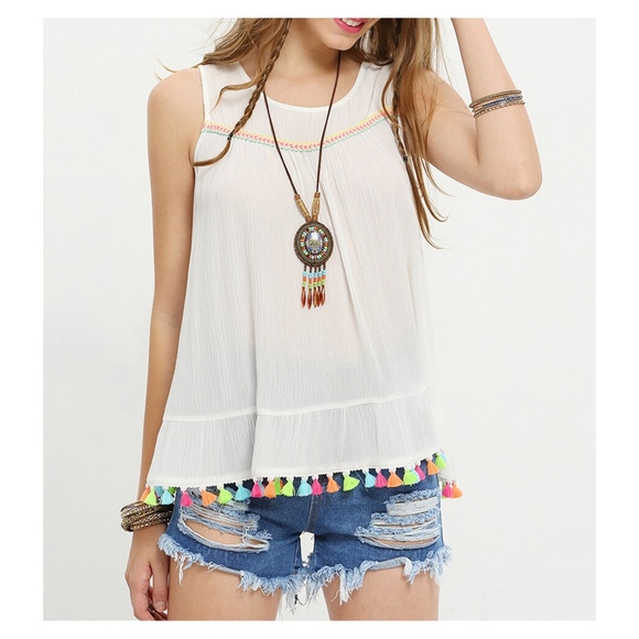 Off White Embroidered Sleeveless Pom Pom Blouse - Picture 2 of 4